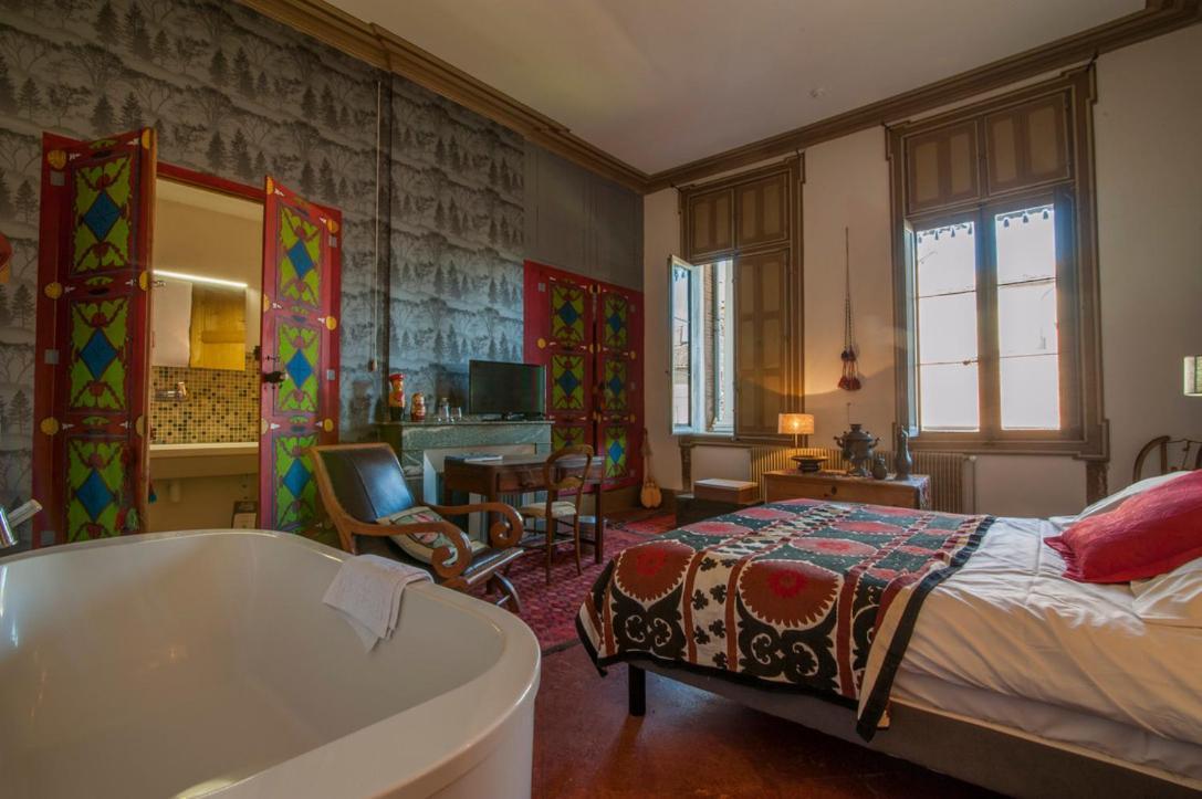 Maison D'Hotes La Lumiere De Migou 博蒙特德洛马尼 外观 照片